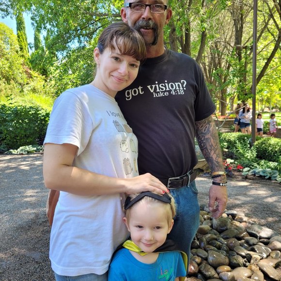 Meet your Posher, Jessica Kelley Ligon! - Picture 2 of 9